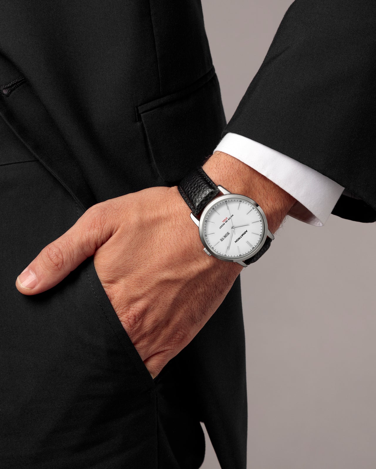 Miles™ | 42mm, White/Black-Men-Armitron