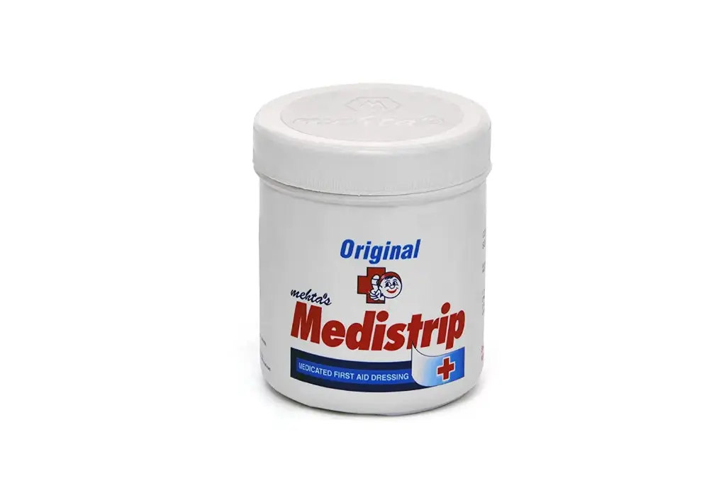 Mehtas Medistrip Medicated Bandage Strips -Ayurvedic First Aid Plasters with Turmeric | Skin-Friendly & Individually Packed (Pack of 100 Strips)